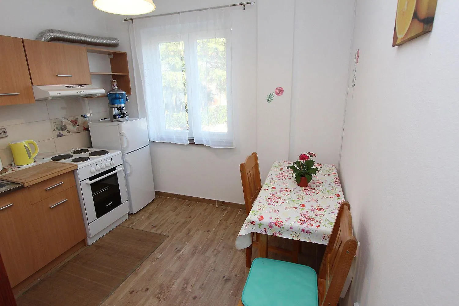Lichtdurchflutetes Apartment Nur 300 Meter Zum Strand Mit Balkon, Privatparkplatz Rovinj Croatia